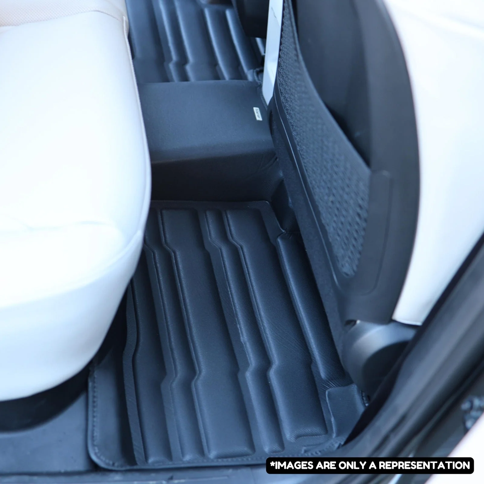 Kia Sportage PHEV Floor Mats 2026 | Covers Row 1 & 2
